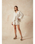 Woman Wearing Estilo Emporio Filly Shorts - Shorts LUXAMORE