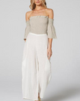 Woman Wearing Estilo Emporio Fiorella Top - Grey - Tops LUXAMORE