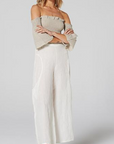 Woman Wearing Estilo Emporio Fiorella Top - Grey - Tops LUXAMORE