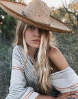Woman Wearing Estilo Emporio Le Robe Linen Dress - Vergine - Dress LUXAMORE