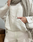 Woman Wearing Estilo Emporio Nerano Top - Top LUXAMORE