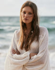 Woman Wearing Estilo Emporio Oboe Linen Shirt - Rete Nero - Top LUXAMORE