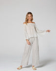 Woman Wearing Estilo Emporio Twiggy Off The Shoulder Top - Tops LUXAMORE