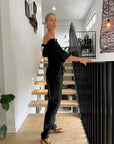 Woman Wearing Estilo Emporio Fiorella Top - Black - Tops LUXAMORE