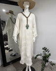 Mannequin Modelling Estilo Emporio Neve Linen Dress -Tela Atena Panna - Dress LUXAMORE