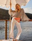 Woman Wearing Estilo Emporio Oboe Linen Shirt - Rete Anthracite - Top LUXAMORE