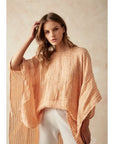 Woman Wearing Exclusive: Estilo Emporio Parla Top - Papagallo Oro - Tops LUXAMORE