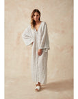 Woman Wearing Estilo Emporio Zorba Maxi Linen Dress - Dress LUXAMORE