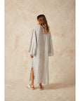 Woman Wearing Estilo Emporio Zorba Maxi Linen Dress - Dress LUXAMORE