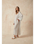 Woman Wearing Estilo Emporio Zorba Maxi Linen Dress - Dress LUXAMORE