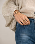 Woman Wearing La Bottega di Brunella Top Camicia Zolla - Garzata Nero - Tops LUXAMORE