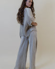 Woman Wearing La Bottega di Brunella Top Maglia Corsara - Campagna Naturale - Tops LUXAMORE