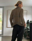 Woman Wearing La Bottega di Brunella Top Maglia Delusa - Campagna Fossil - Tops LUXAMORE