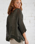 Woman Wearing La Bottega di Brunella Top Maglia Europa - Campagna Fossil - Tops LUXAMORE