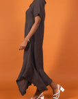 Woman Wearing Linen Dress Maxi Bias Cut Made in Italy - Khaki - One size - Dress LUXAMORE