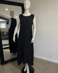 Woman Wearing Linen Dress Sleeveless Raw Edge, Maxi Made in Italy Black - Dress LUXAMORE