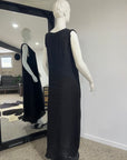 Woman Wearing Linen Dress Sleeveless Raw Edge, Maxi Made in Italy Black - Dress LUXAMORE