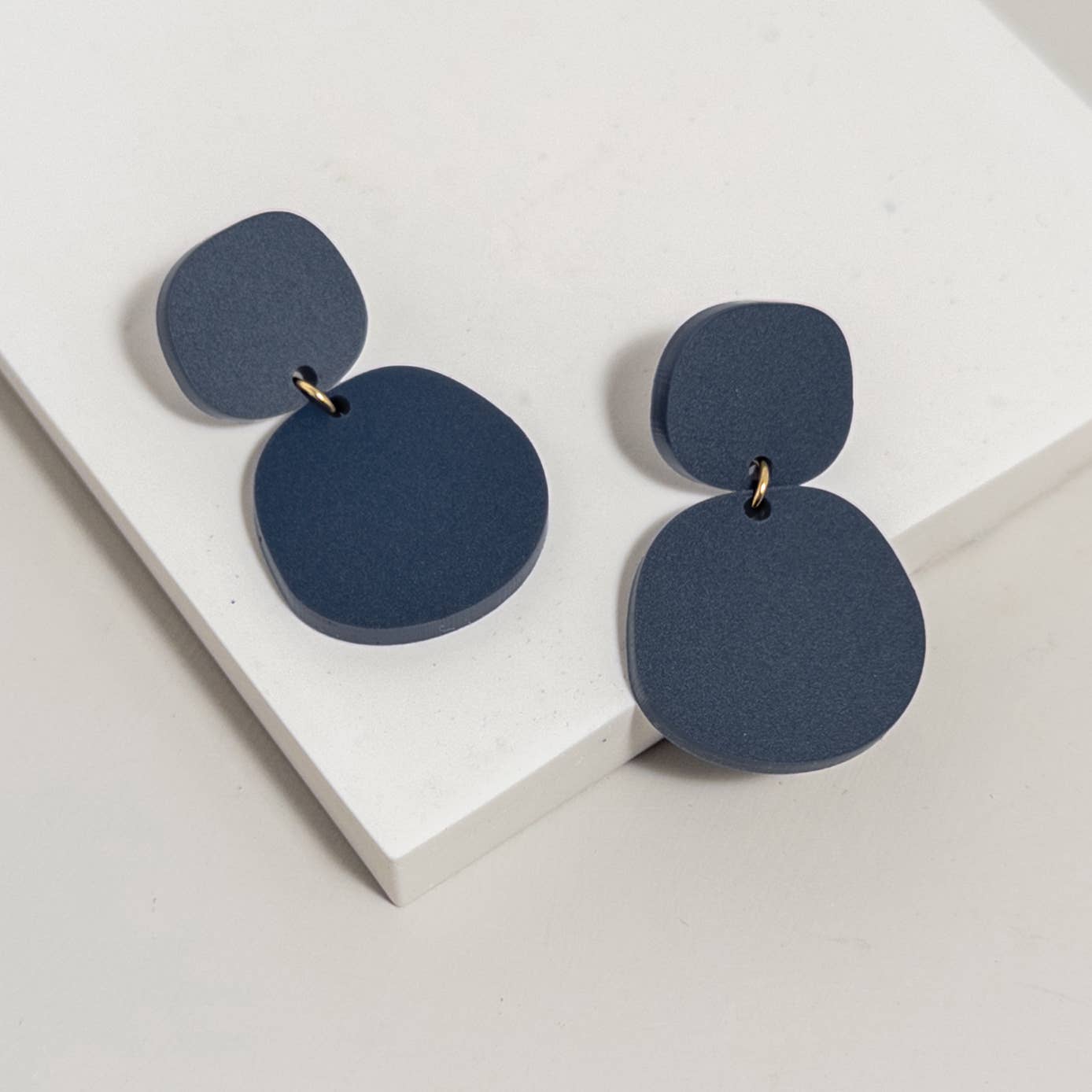 Mingled Boulder Statement Dangle Earrings - Dark Blue - LUXAMORE -Earings