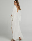Woman Wearing Estilo Emporio Le Robe Linen Dress - Dress LUXAMORE
