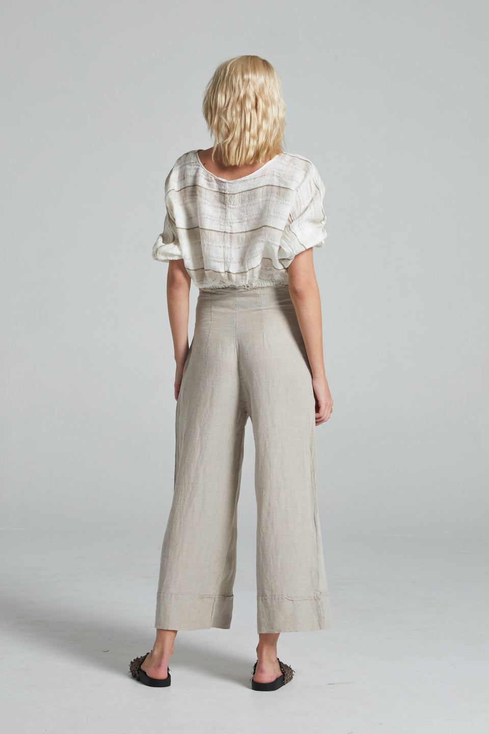 Woman Wearing Estilo Emporio Riviera Pant - pants LUXAMORE