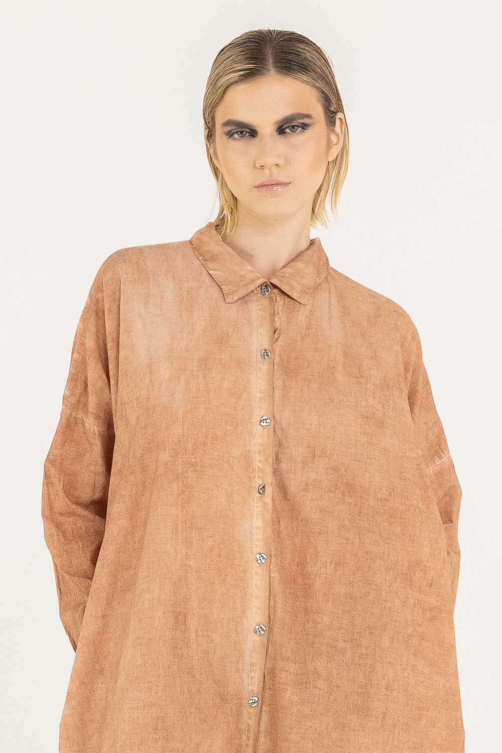Alemais Sustainable Florence-Shirt close up worn by model LUXAMORE