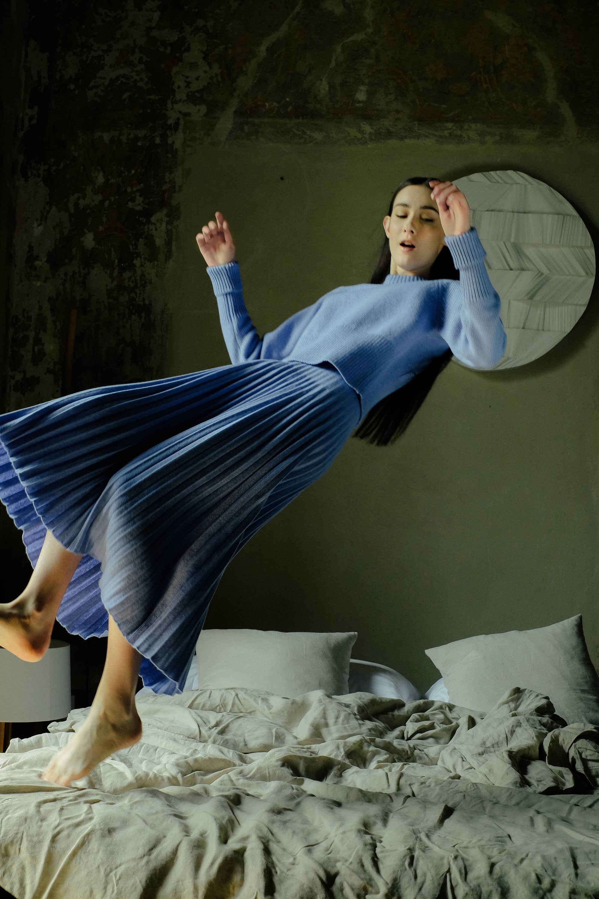 Woman Wearing Cashmere pleated skirt Made in Italy by Lemme - Caramello - Skirts LUXAMORE