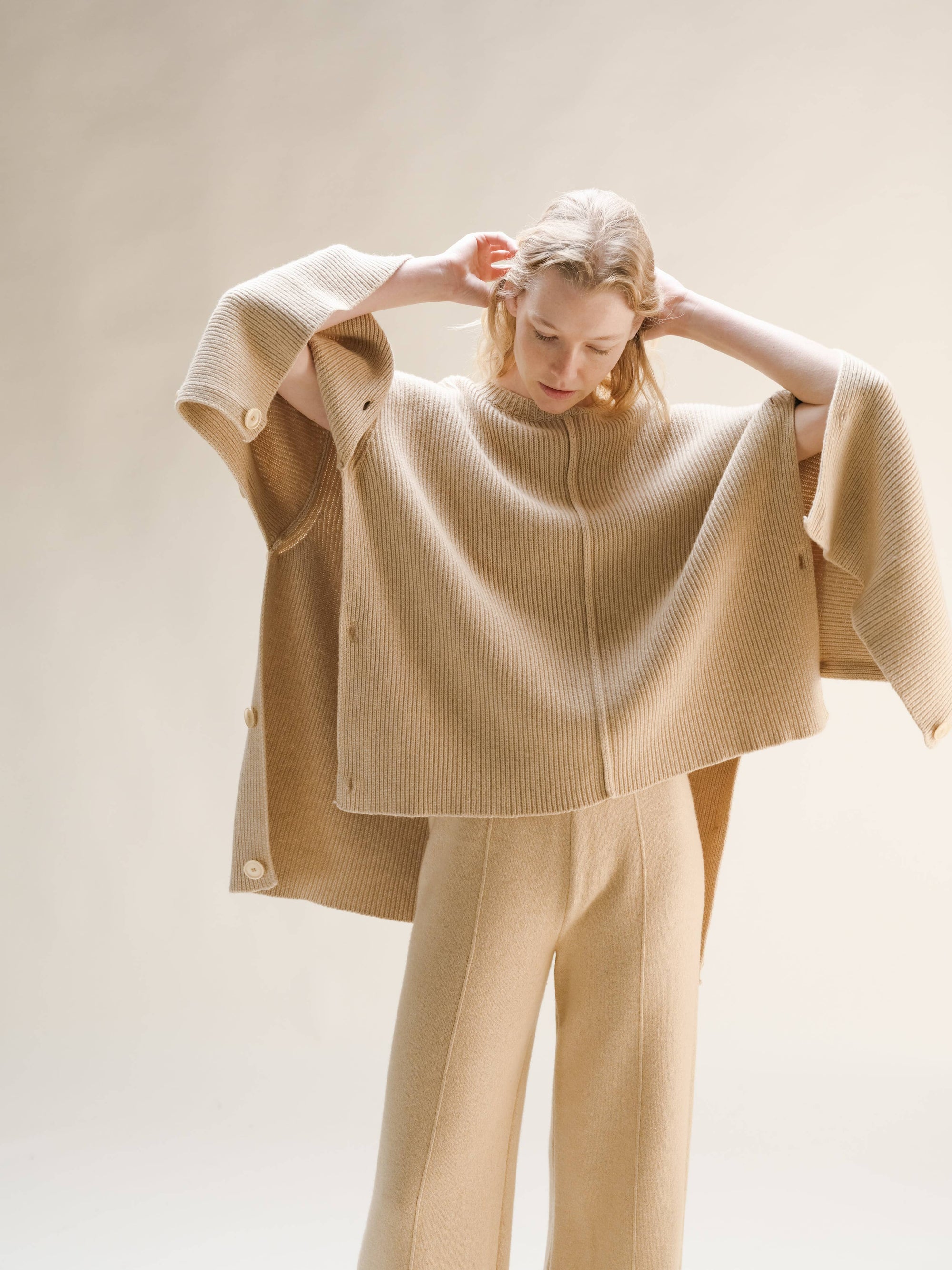 Woman Wearing Cashmere Sweater Made In Italy by Lemme : Beige - cashmere sweater LUXAMORE