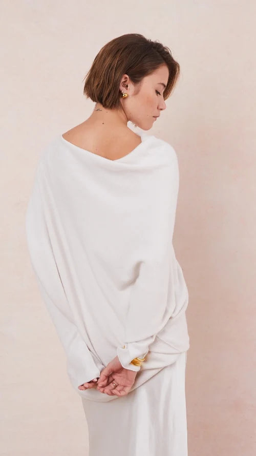 Alemais Sustainable Florence-Shirt close up worn by model LUXAMORE