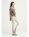 Woman Wearing Estilo Emporio Linen Stretch Pant - Natural - Pants LUXAMORE