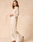 Woman Wearing Estilo Emporio Neve Linen Dress -Tela Atena Panna - Dress LUXAMORE