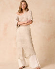 Woman Wearing Estilo Emporio Neve Linen Dress -Tela Atena Panna - Dress LUXAMORE