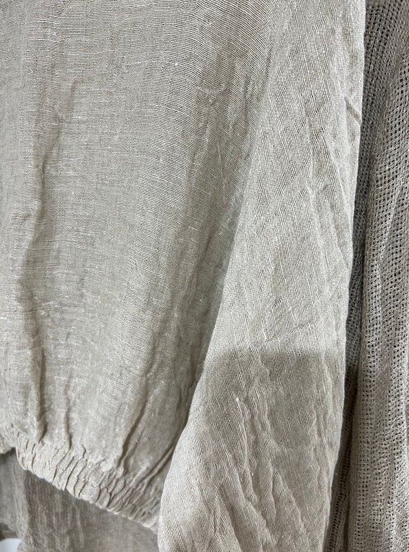 Woman Wearing Estilo Emporio Poppy Top - Top LUXAMORE