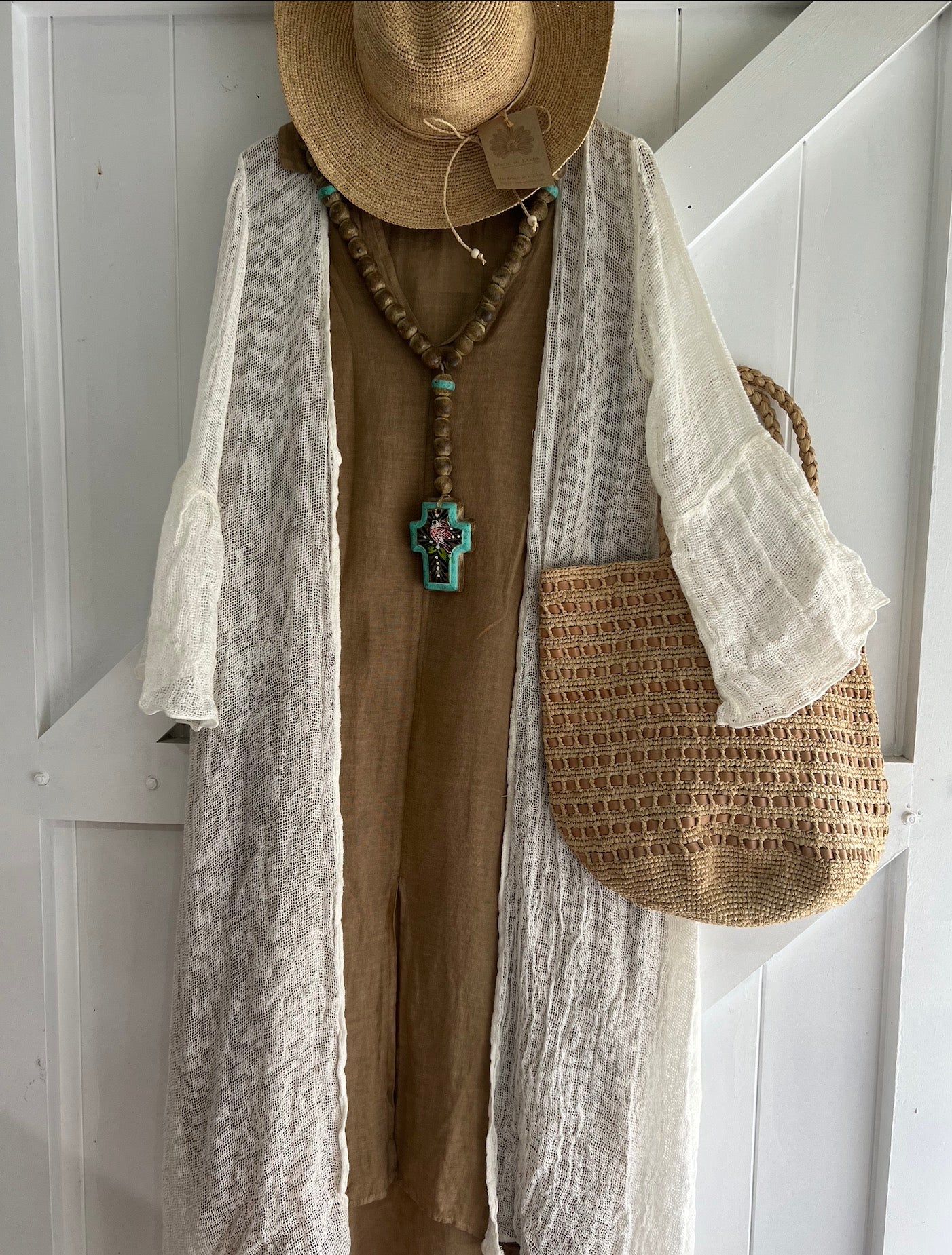 Estilo Emporio Twiggy Maxi Cloak - Rete Panna - LUXAMORE -Kimono-Estilo Emporio Twiggy Maxi Cloak boasts billowy linen tailoring at its finest, offering a luxurious silhouette. It gracefully drops close to the floor. Shop Now