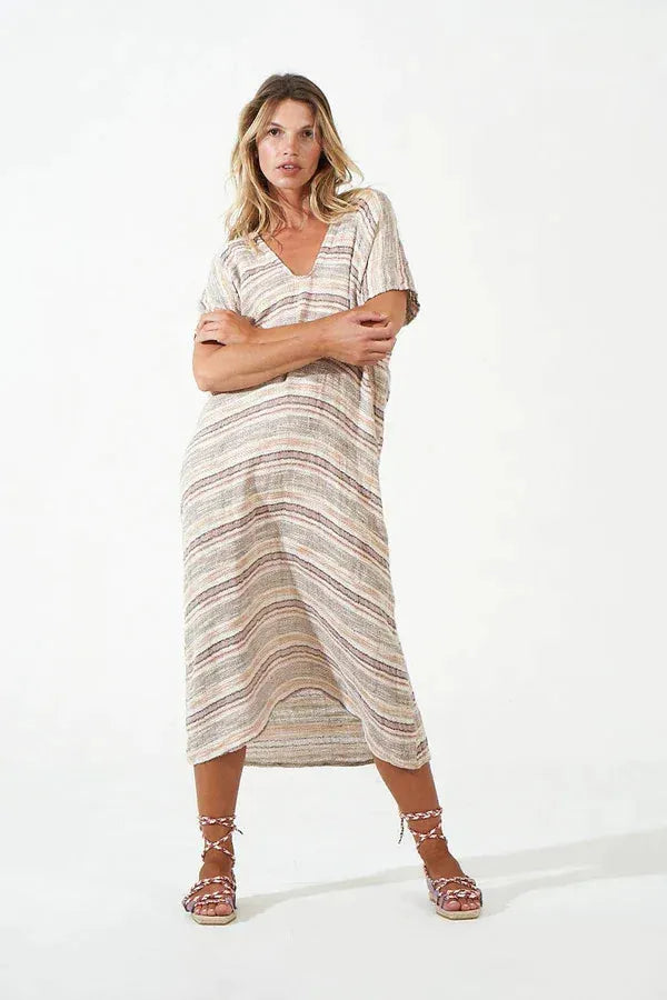 Estilo Emporio Zaza Linen Dress - Marrakesh worn by model in natural setting LUXAMORE 