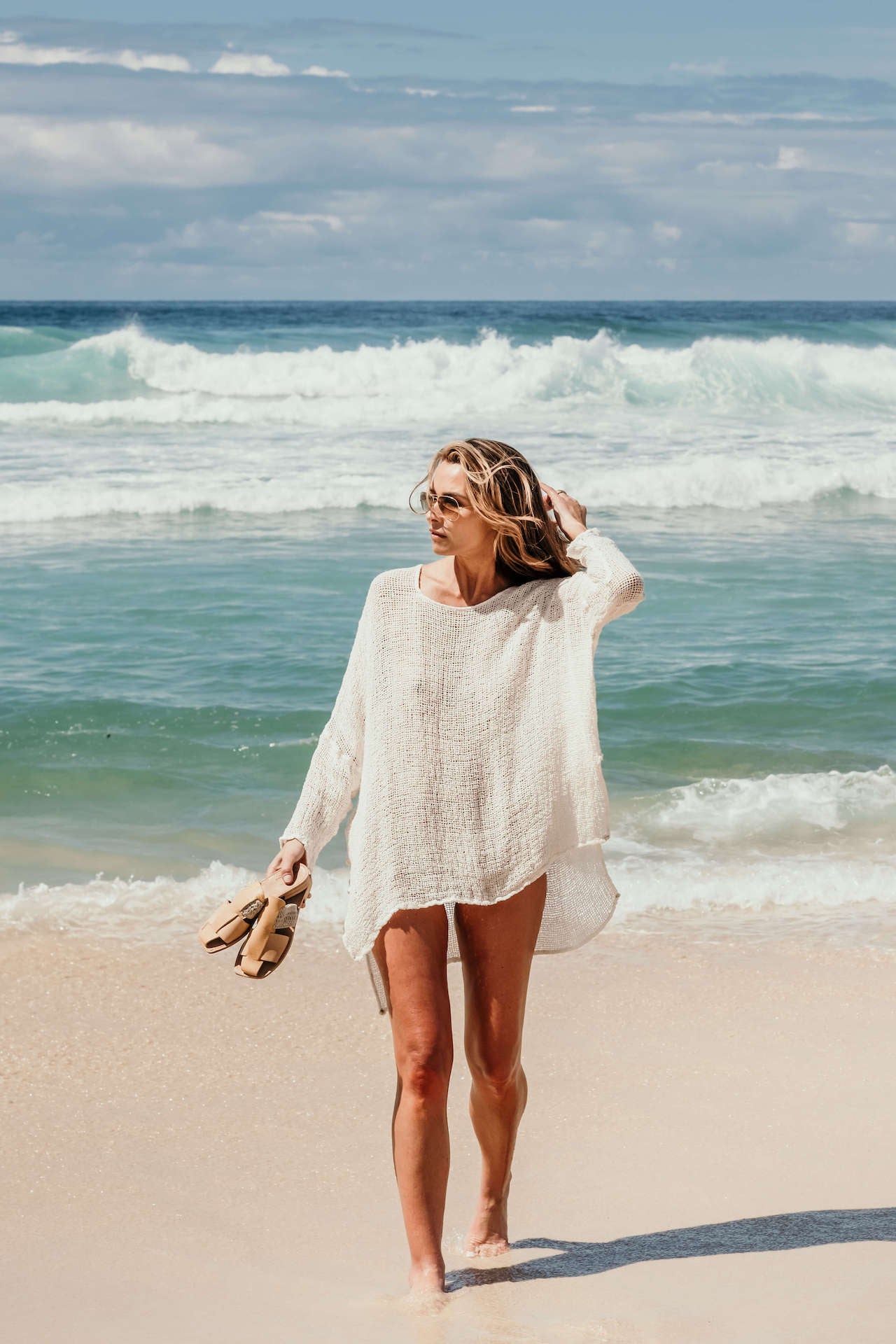 Woman Wearing La Bottega di Brunella Top Maglia Bonta - Campagna Latte - Tops LUXAMORE
