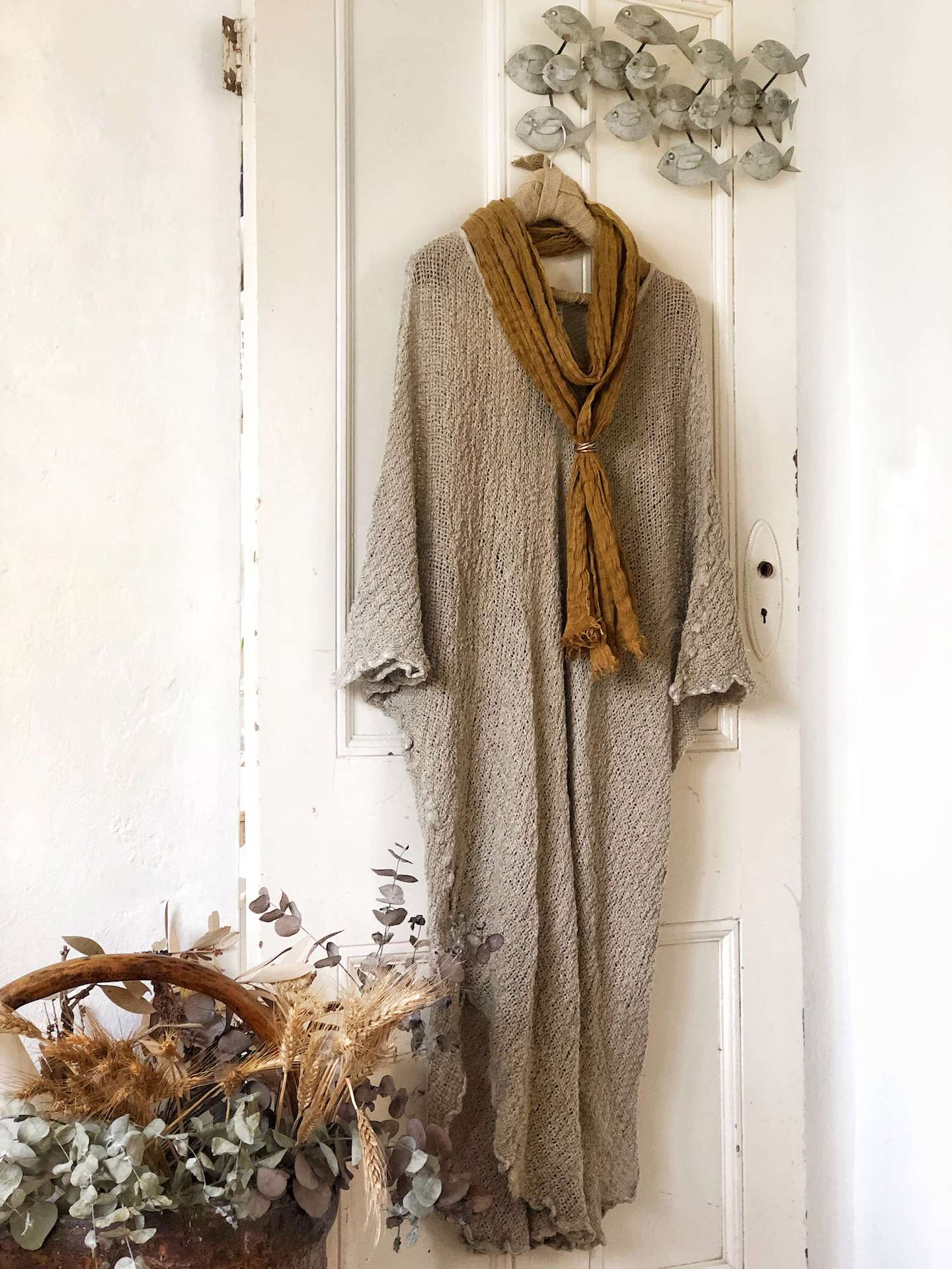 Woman Wearing La Bottega di Brunella Linen Dress Vestito Fausta Campagna - Natural - Dress LUXAMORE