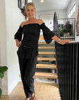 Woman Wearing La Bottega di Brunella Linen Pants Black - Pants LUXAMORE