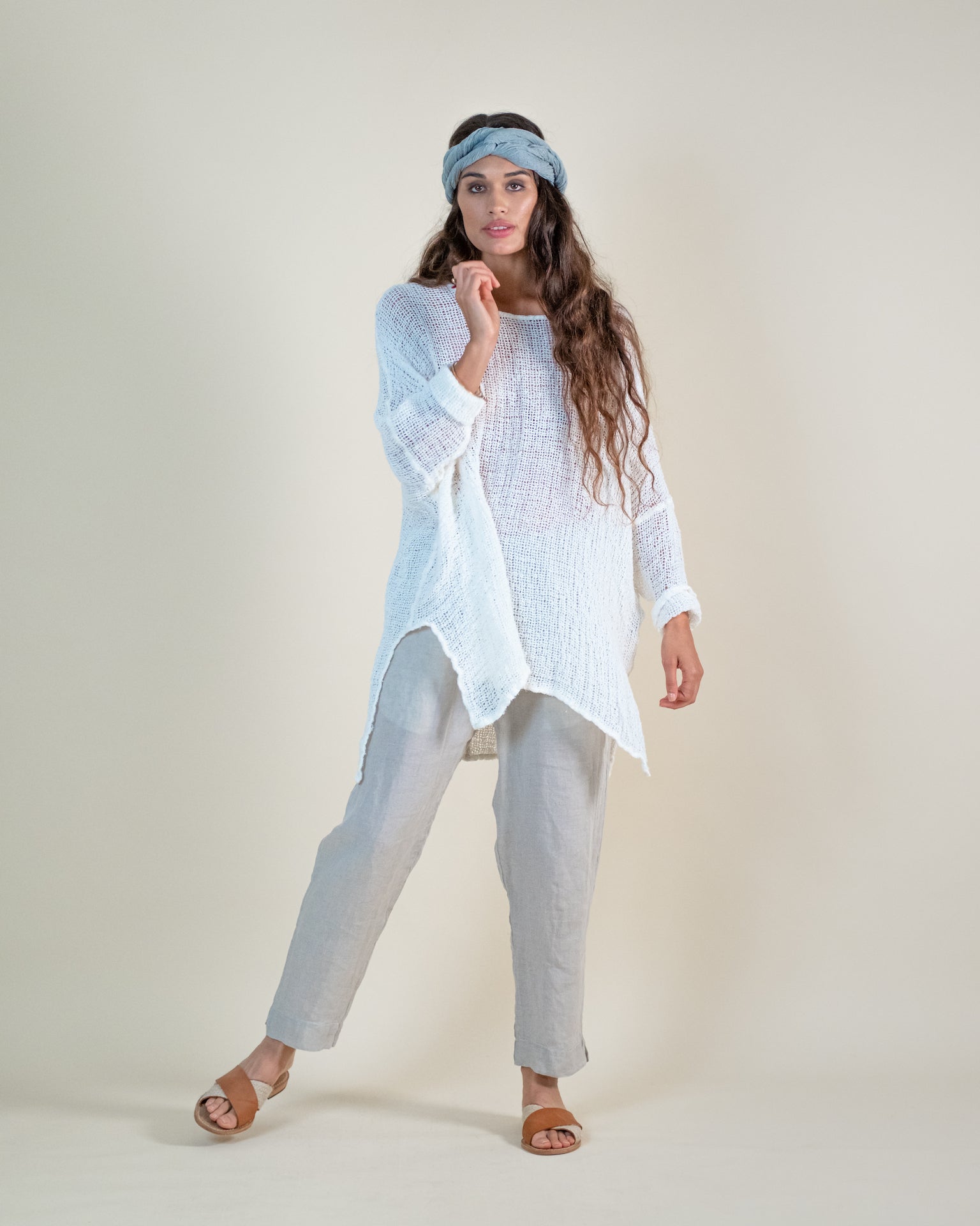 Woman Wearing La Bottega di Brunella Top Maglia Bonta - Campagna Latte - Tops LUXAMORE