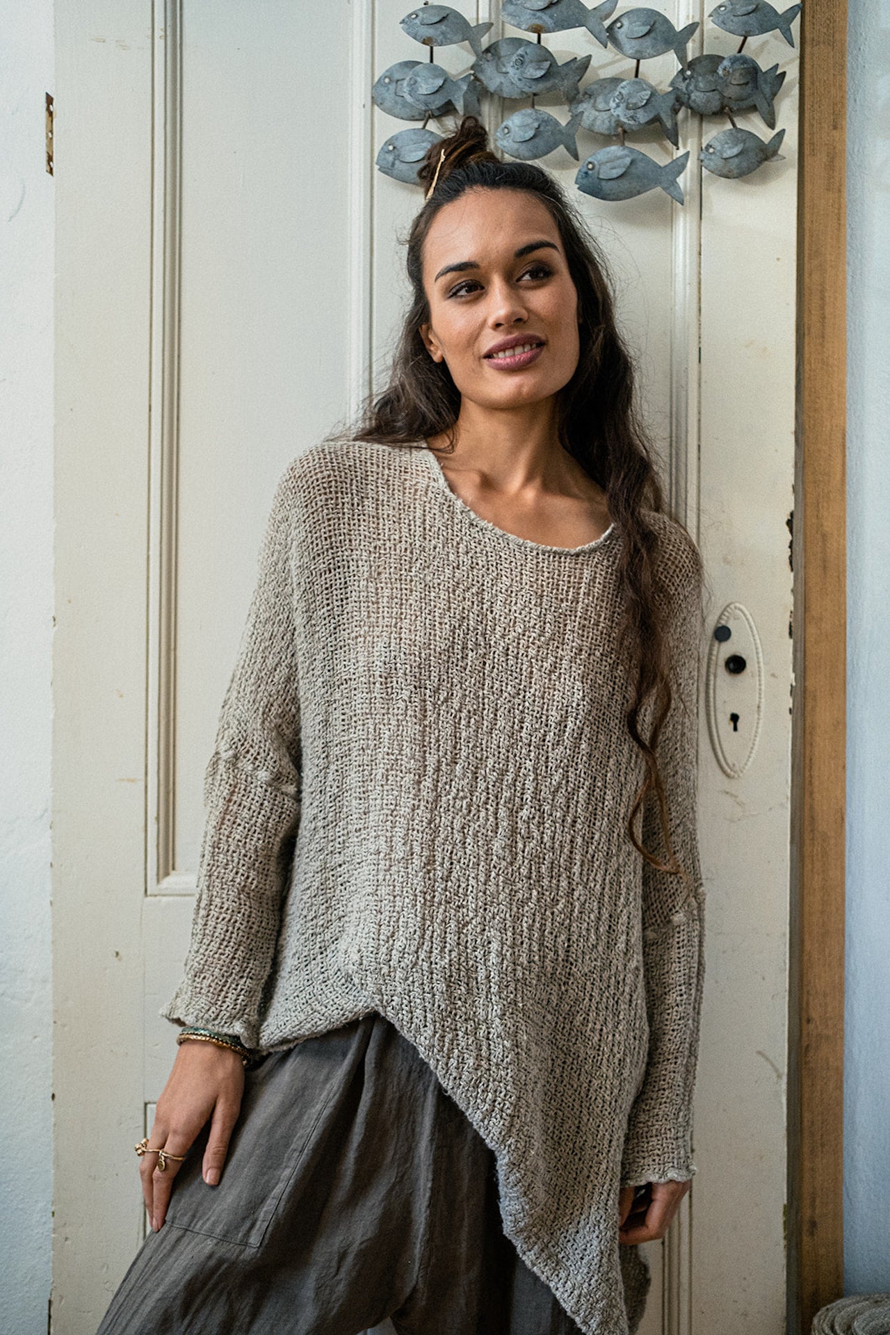 Woman Wearing La Bottega di Brunella Top Maglia Bonta - Campagna Naturale - Tops LUXAMORE