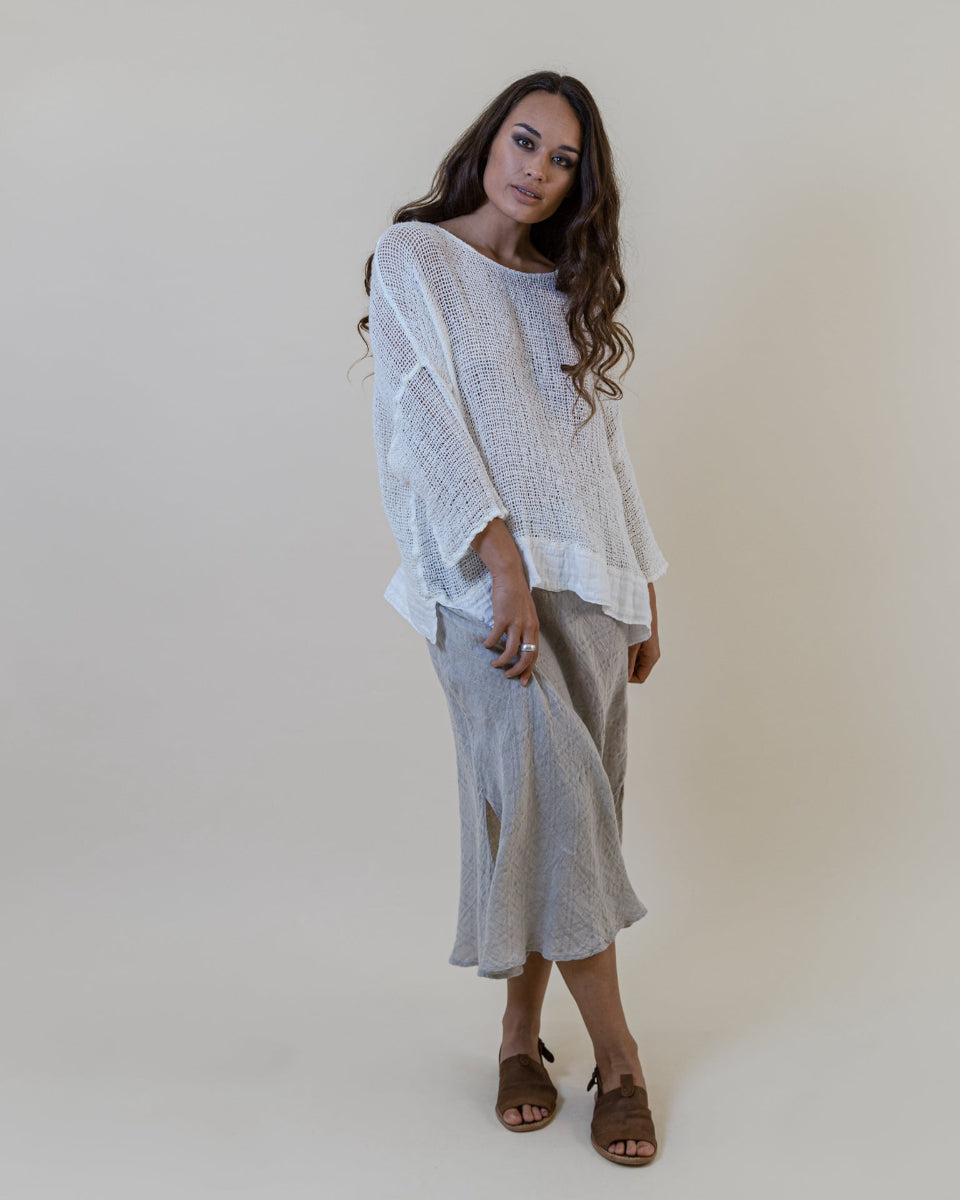 Woman Wearing La Bottega di Brunella Top Maglia Europa - Campagna Latte - Tops LUXAMORE