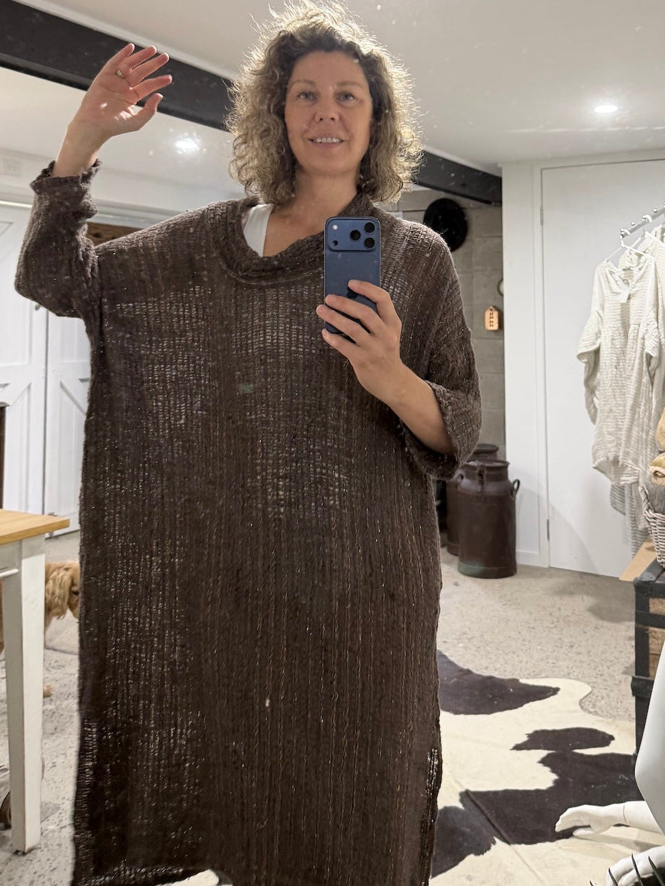 Woman Wearing La Bottega di Brunella VESTITO SHARM - Egitto linen dress LUXAMORE 