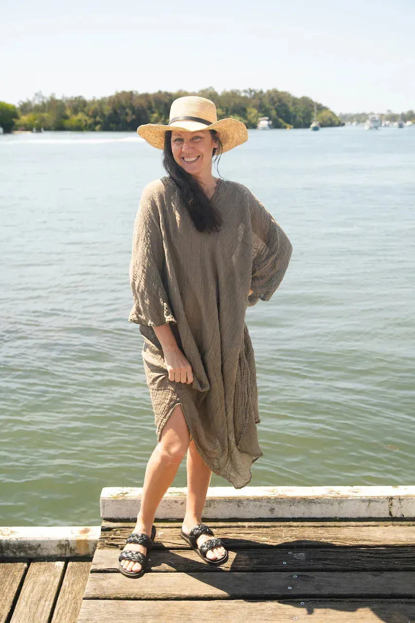 Woman Wearing La Bottega di Brunella Linen Dress Vestito Fausta Garzata - Fossil - Dress LUXAMORE