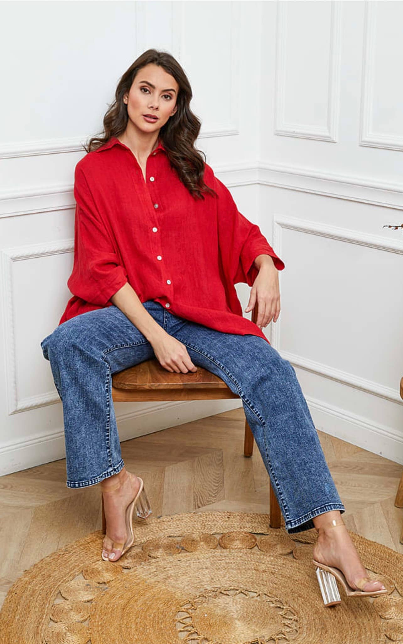 Linen Shirt Relaxed Oversized Button Front Pockets made in Italy Black worn by model in natural setting LUXAMORE 