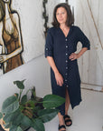 Woman Wearing Linen Shirtdress, Button-Up, Maxi Made in Italy Navy - Dress LUXAMORE
