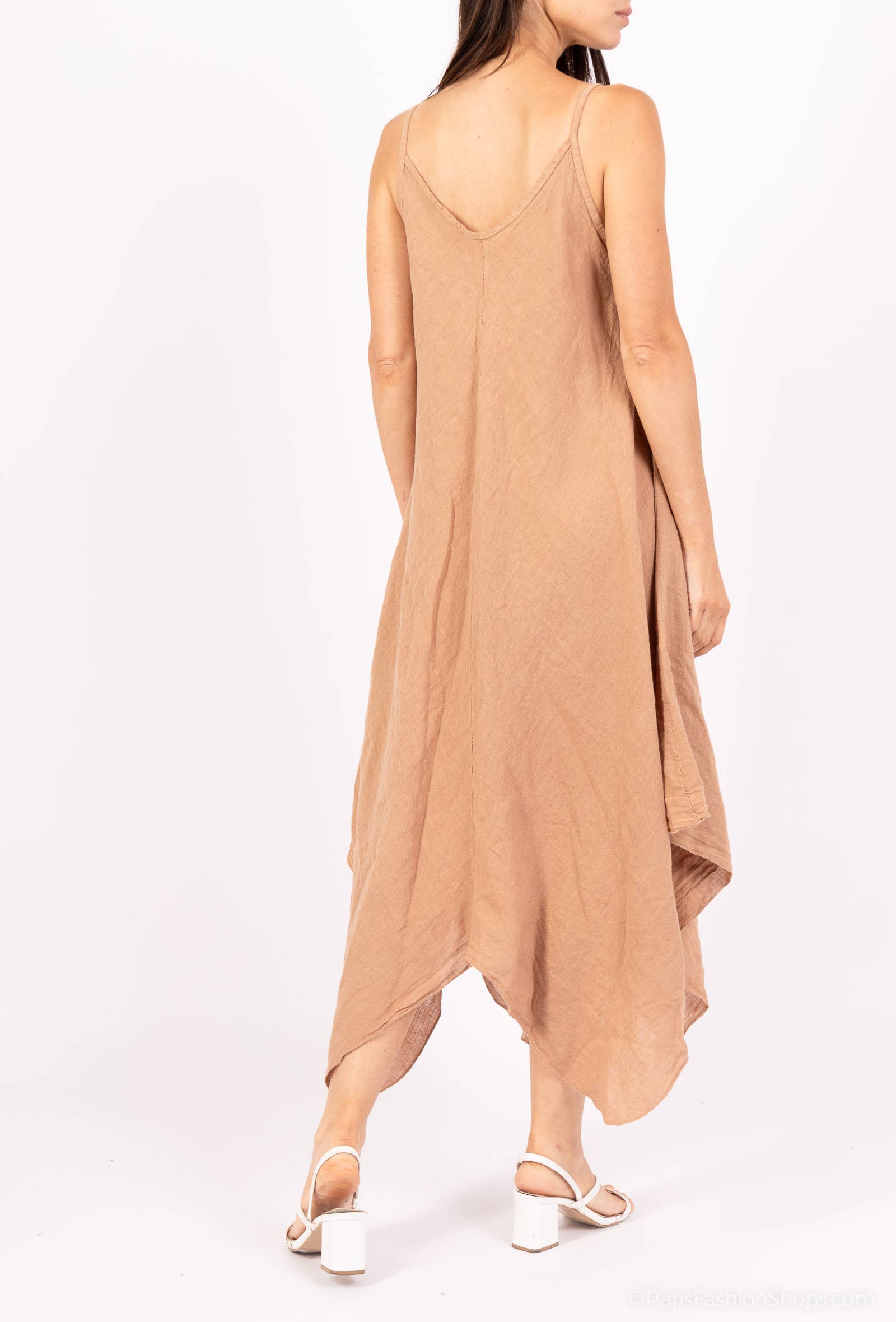 Woman Wearing Linen Dress Maxi Made in Italy - Camel - One size - Dress LUXAMORE