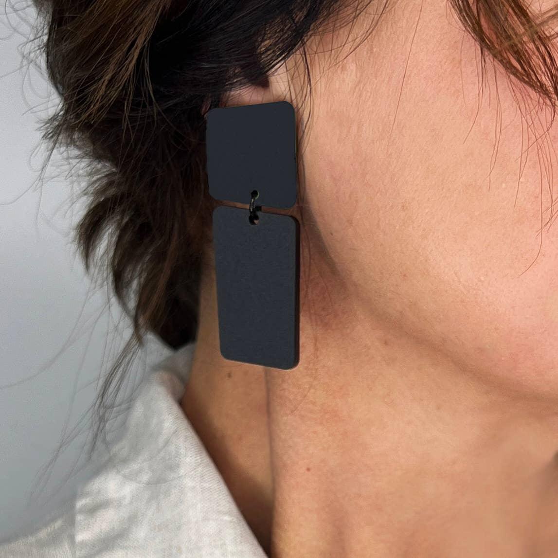Mingled Dangle Earrings in Black Bauhaus Asymmetrical - LUXAMORE