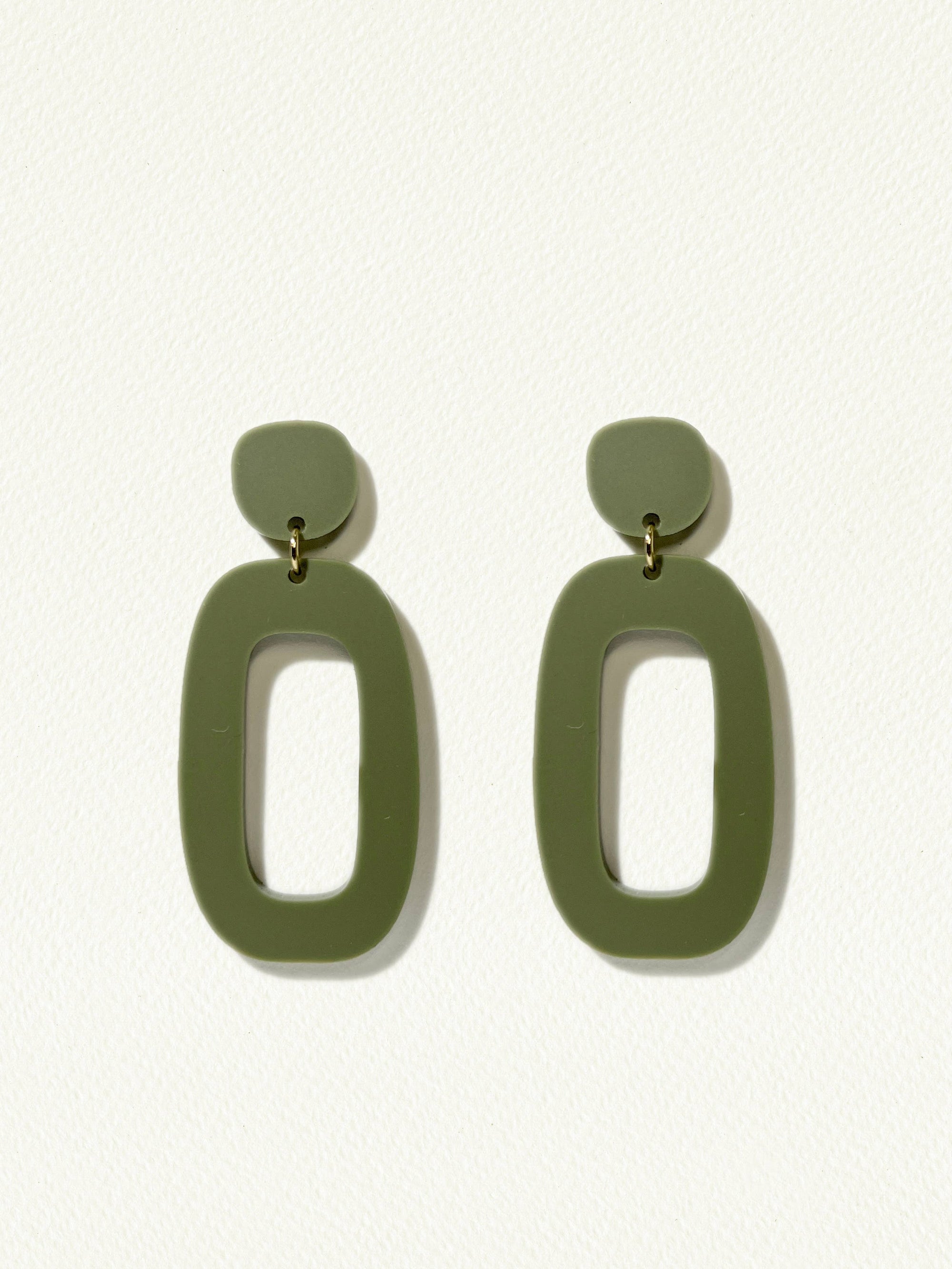 Woman Wearing Mingled RILEY Dangle Earrings in Olive Green - Earings LUXAMORE
