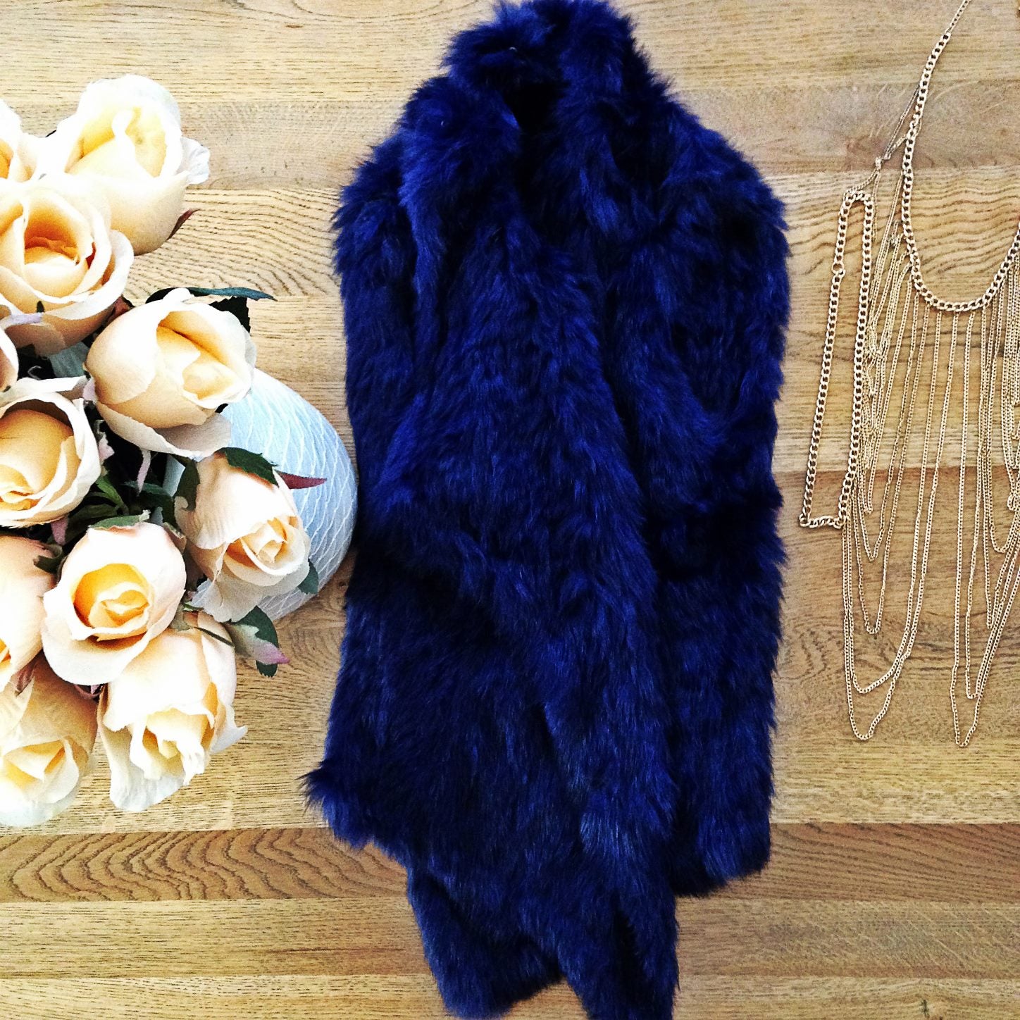 Woman Wearing Mode &amp; Affaire Cascade Fur Coat In Ink - JACKET LUXAMORE