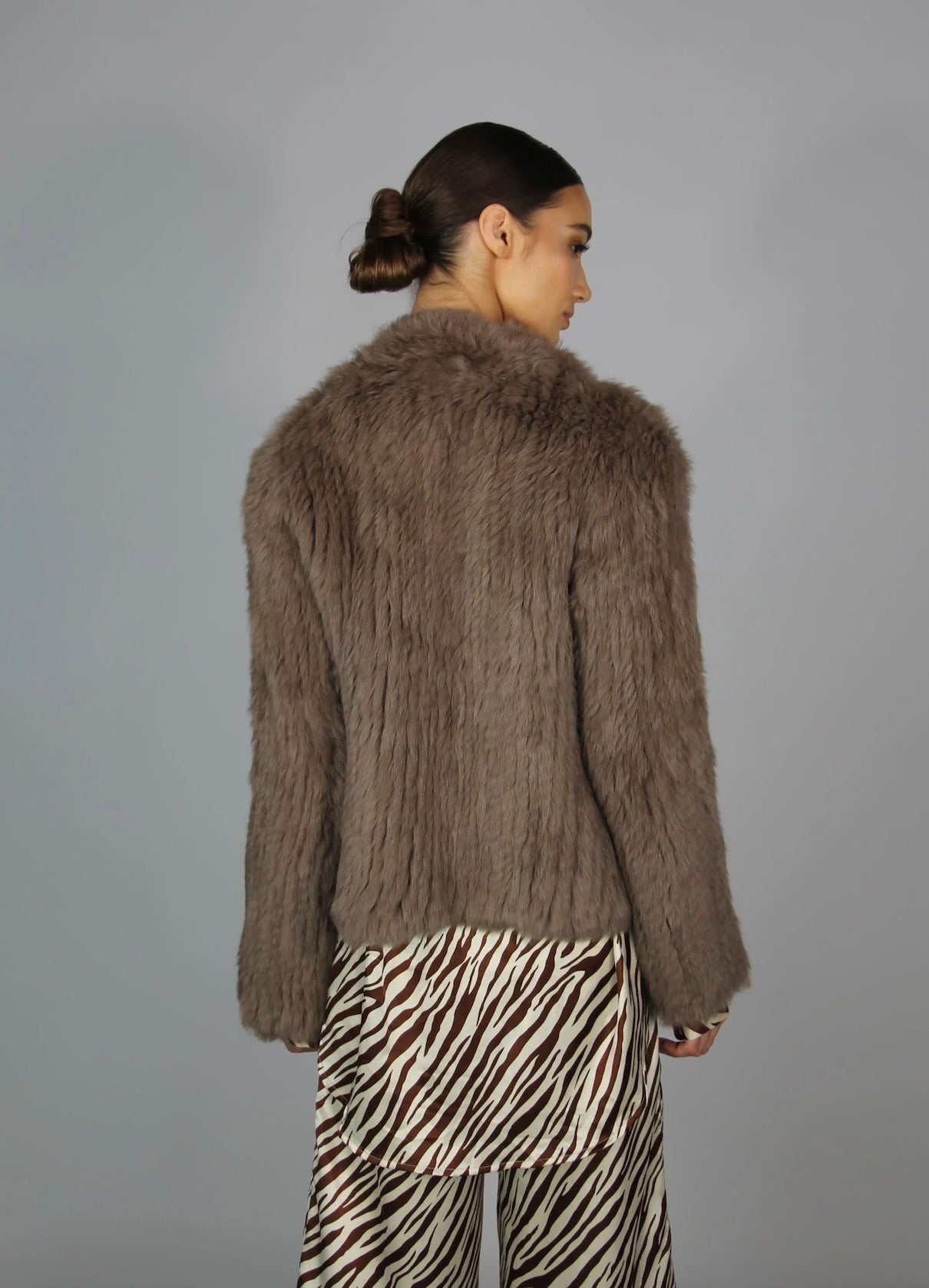 Woman Wearing Mode &amp; Affaire Cascade Fur Coat - Portobello - jacket LUXAMORE