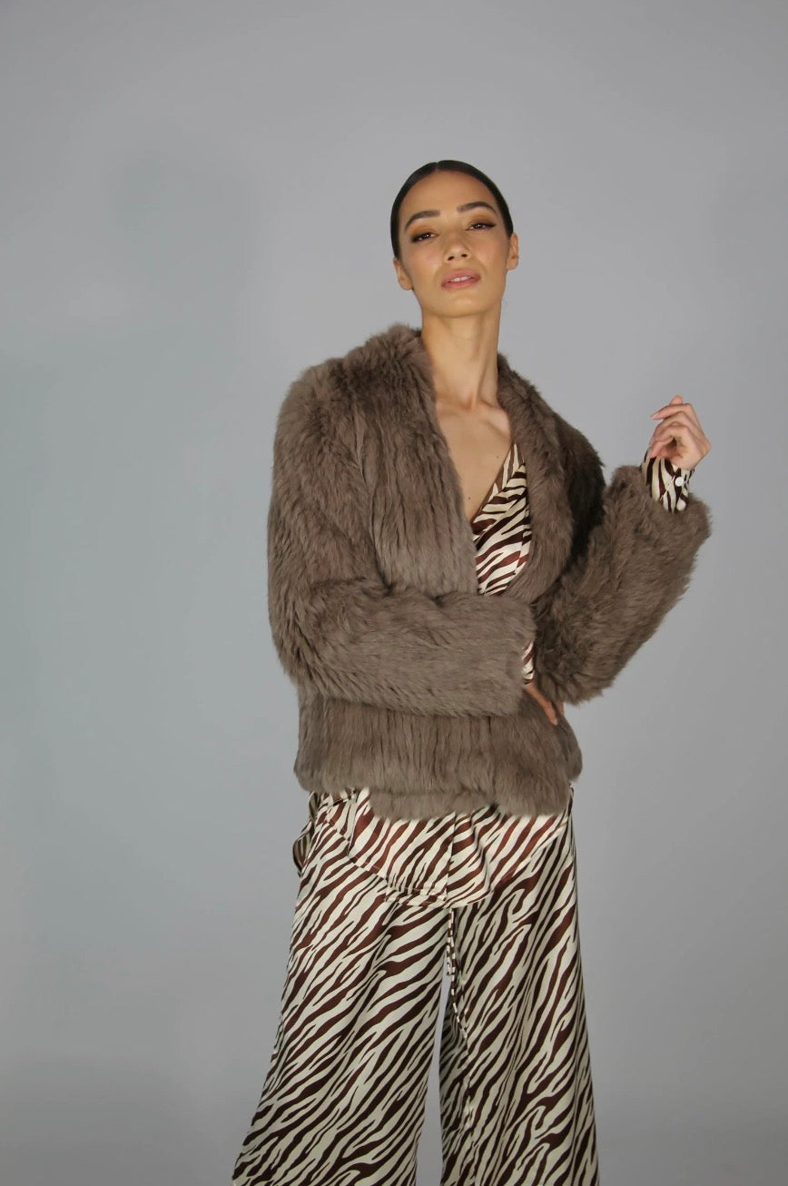 Woman Wearing Mode &amp; Affaire Cascade Fur Coat - Portobello - jacket LUXAMORE